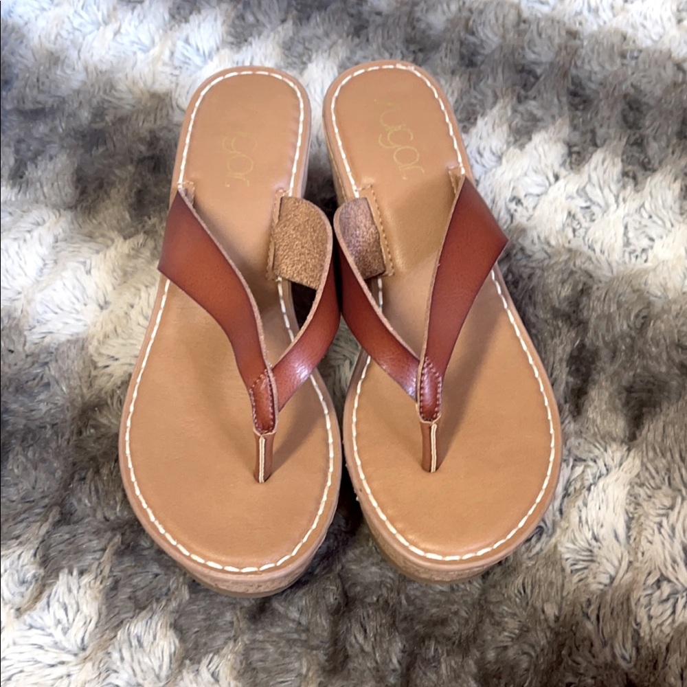 Sugar Wedge Sandal size 8